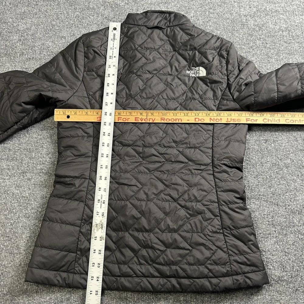The North Face Jacket Womens Small Black Quilted Puffer Full Zip Insulated Warm - Picture 7 of 7